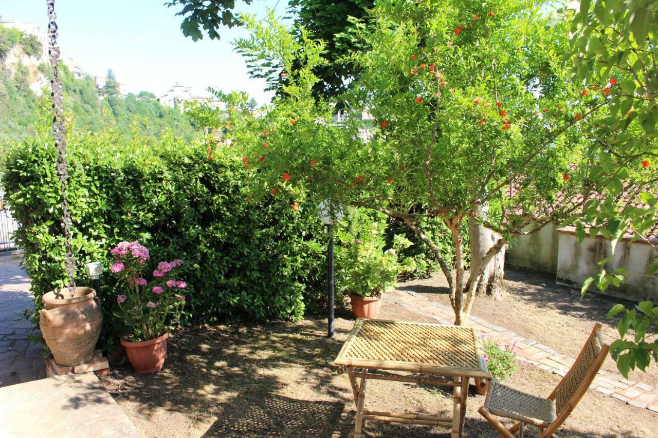 Le Coste Bed & Breakfast Veroli Екстериор снимка